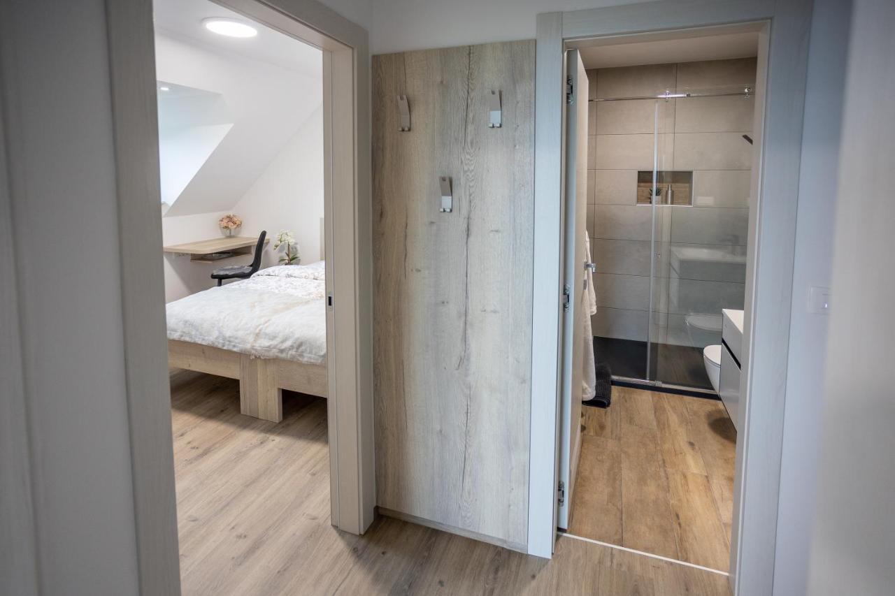 Apartmaji Pr Smolet Skofja Loka ภายนอก รูปภาพ